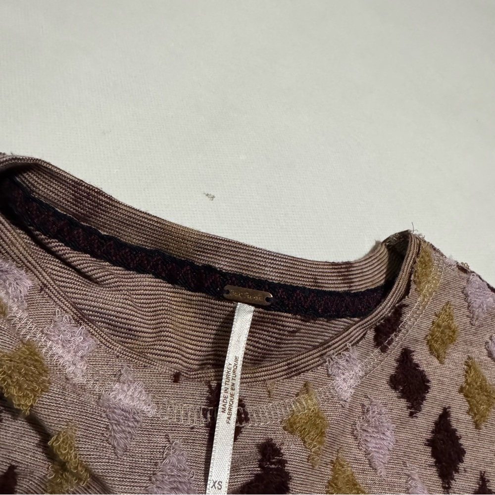 Free People Magic Carpet Cropped Tee Size XS Textured Purple Western Boho - Picture 4 of 4